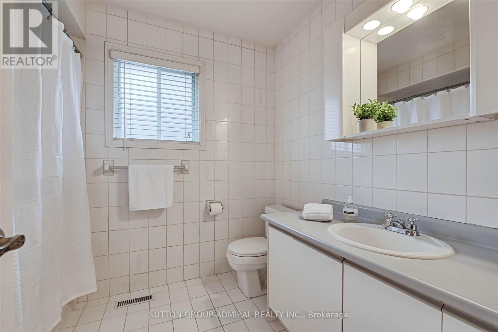 108 Camomile Street Property Photo 27