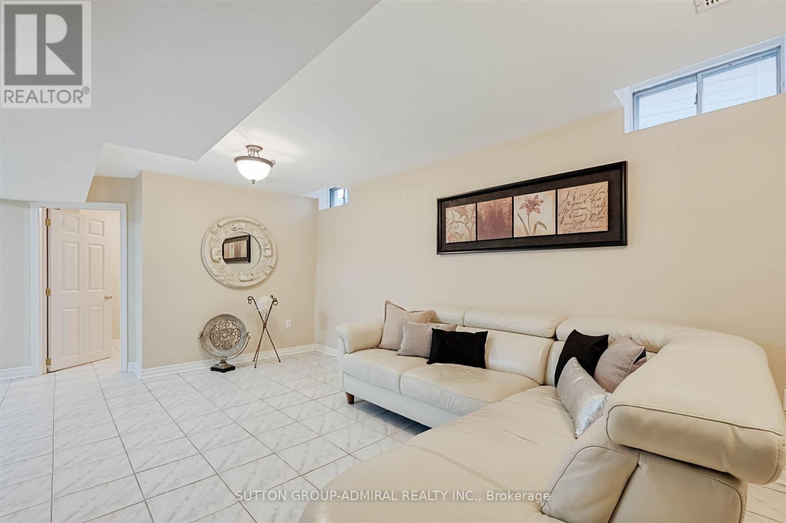 108 Camomile Street Property Photo 31