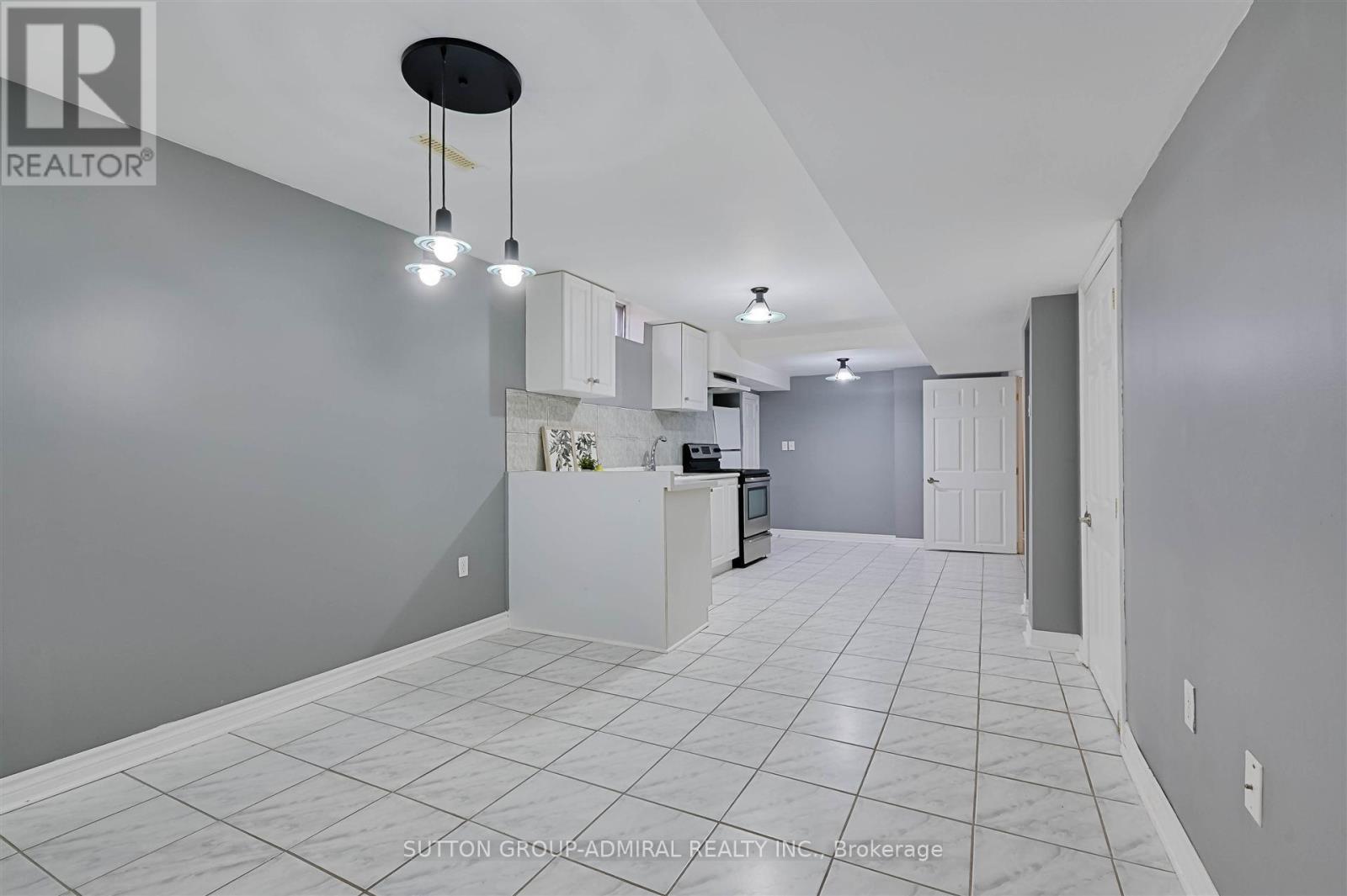 108 Camomile Street Property Photo 33