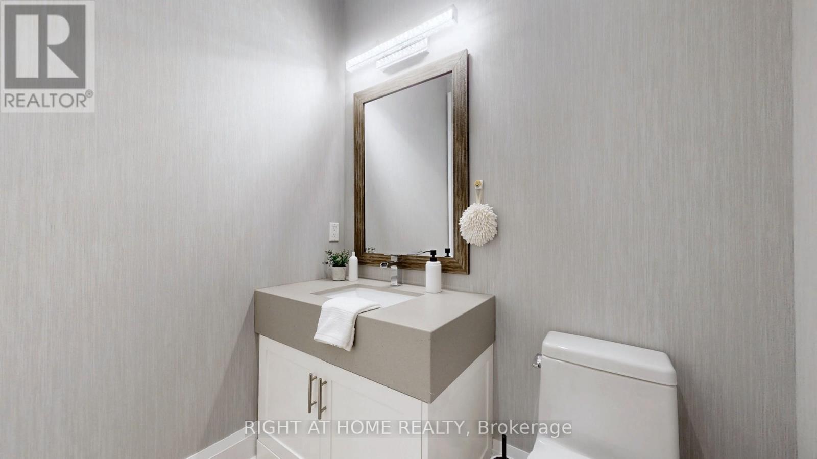 82 Sandbanks Drive Property Photo 17