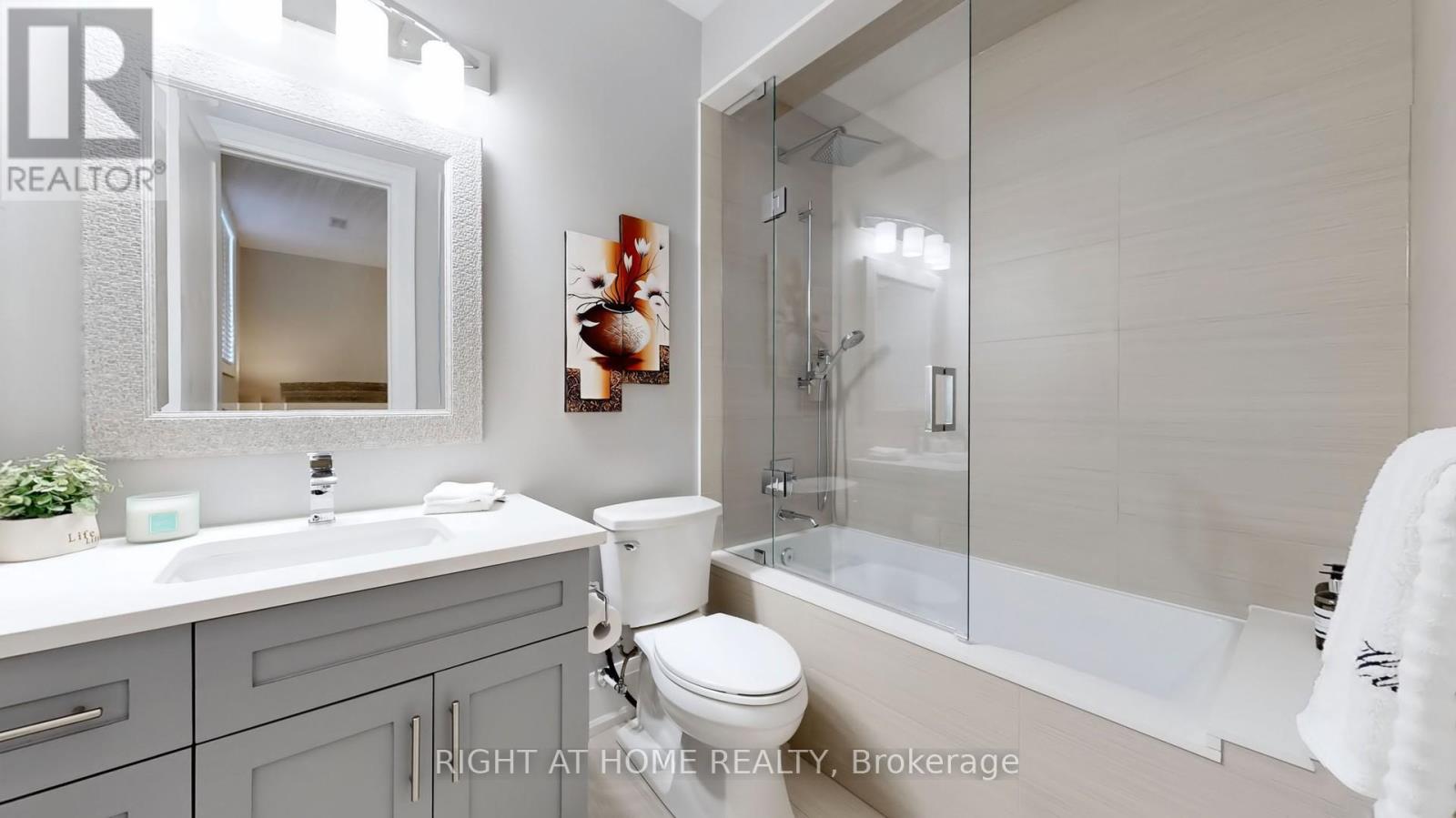 82 Sandbanks Drive Property Photo 45