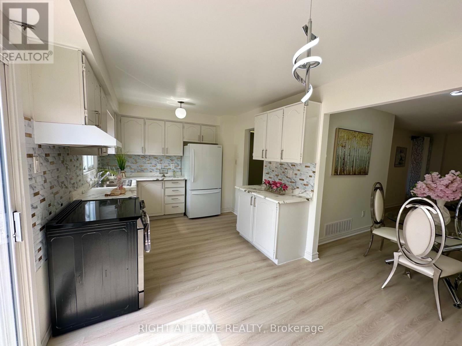 63 Spyglass Hill Road Property Photo 9