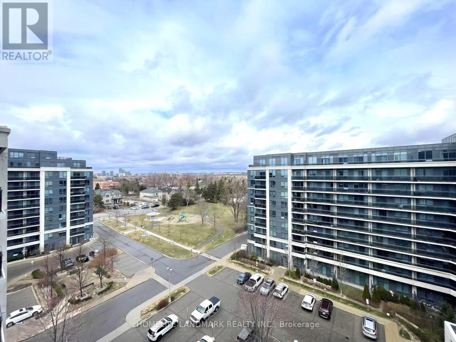 1017 - 372 Highway 7 E Property Photo 16