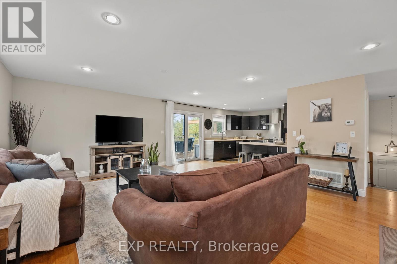 90 Pinecrest Road Property Photo 14