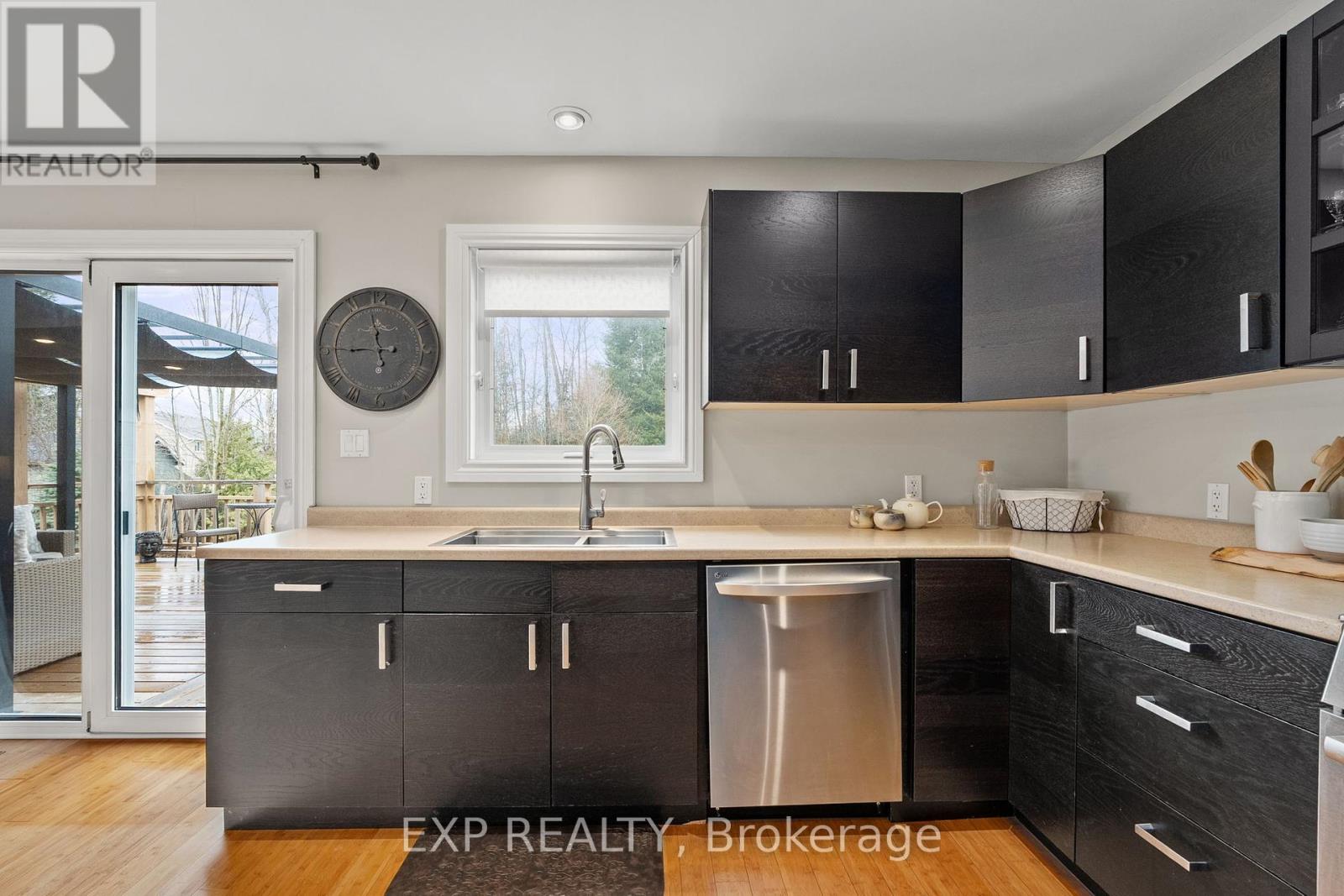 90 Pinecrest Road Property Photo 17
