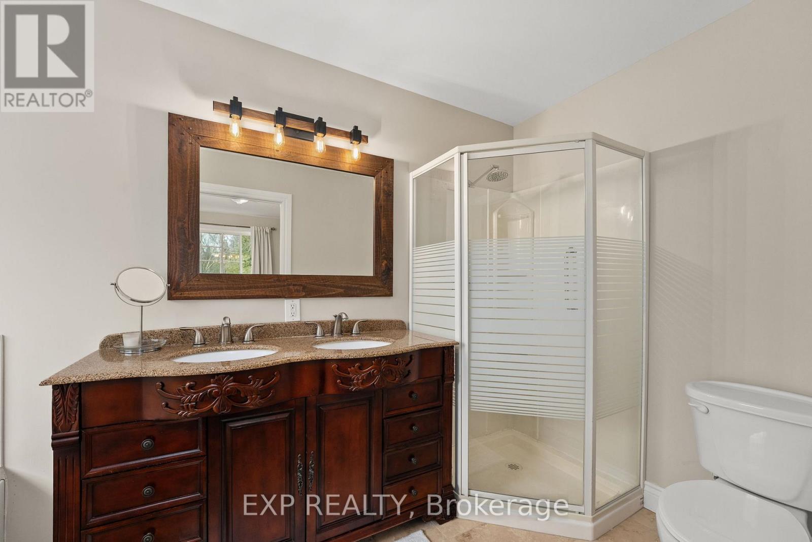 90 Pinecrest Road Property Photo 24