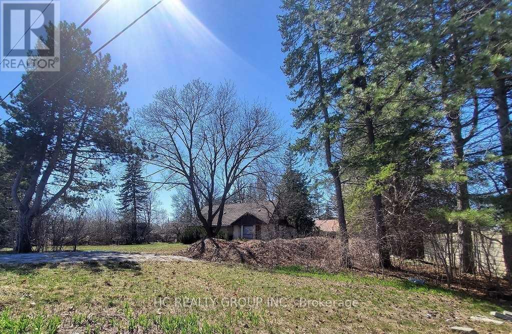 11044 Leslie Street Property Photo 3