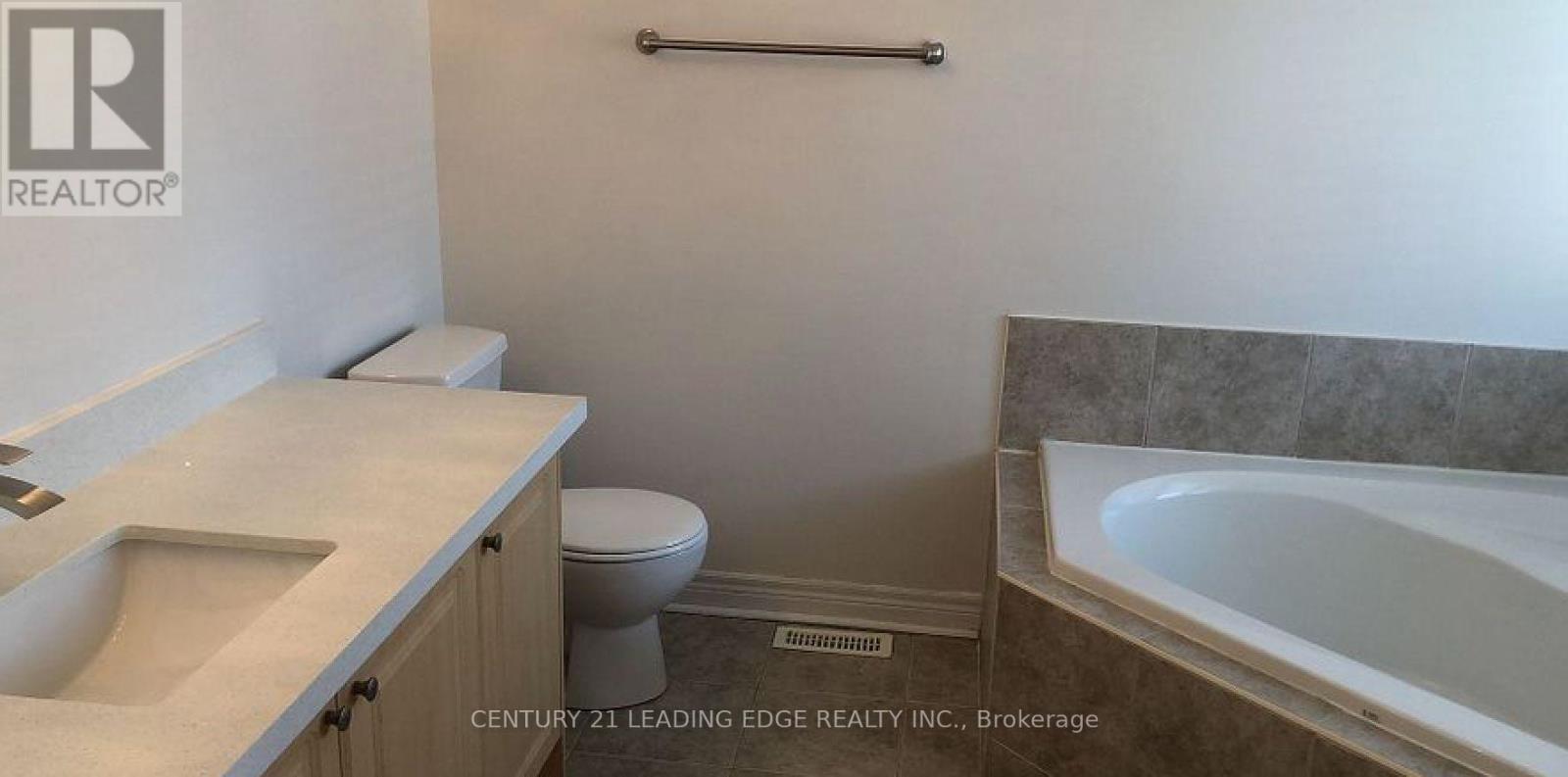 16 Atlas Peak Drive N Property Photo 7