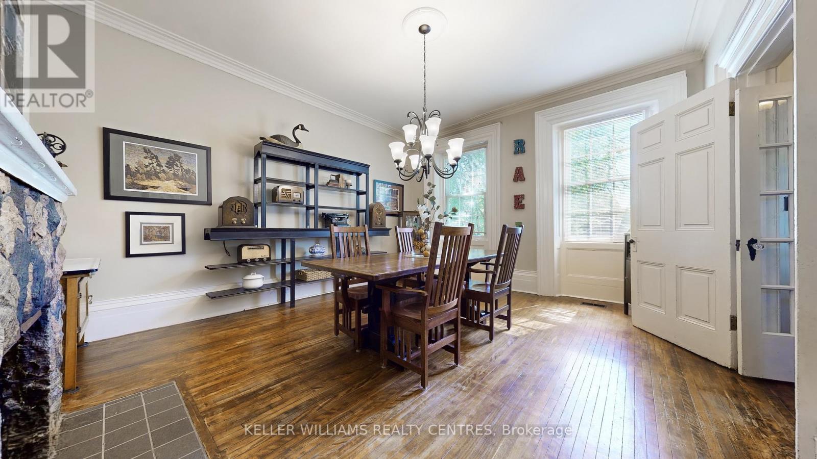 19374 Yonge Street Property Photo 6