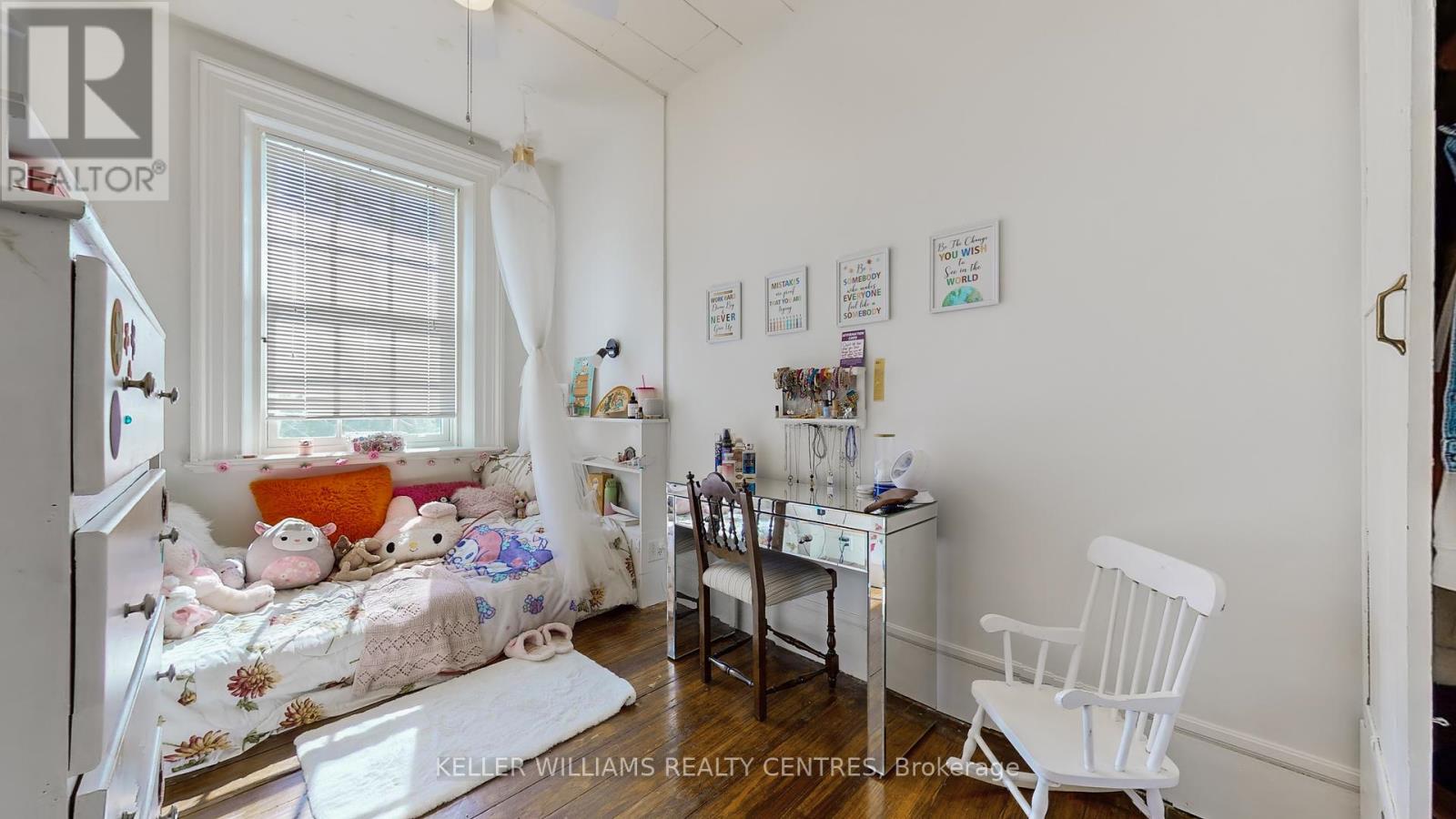 19374 Yonge Street Property Photo 16