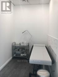 263 - 7163 Yonge Street Property Photo 7