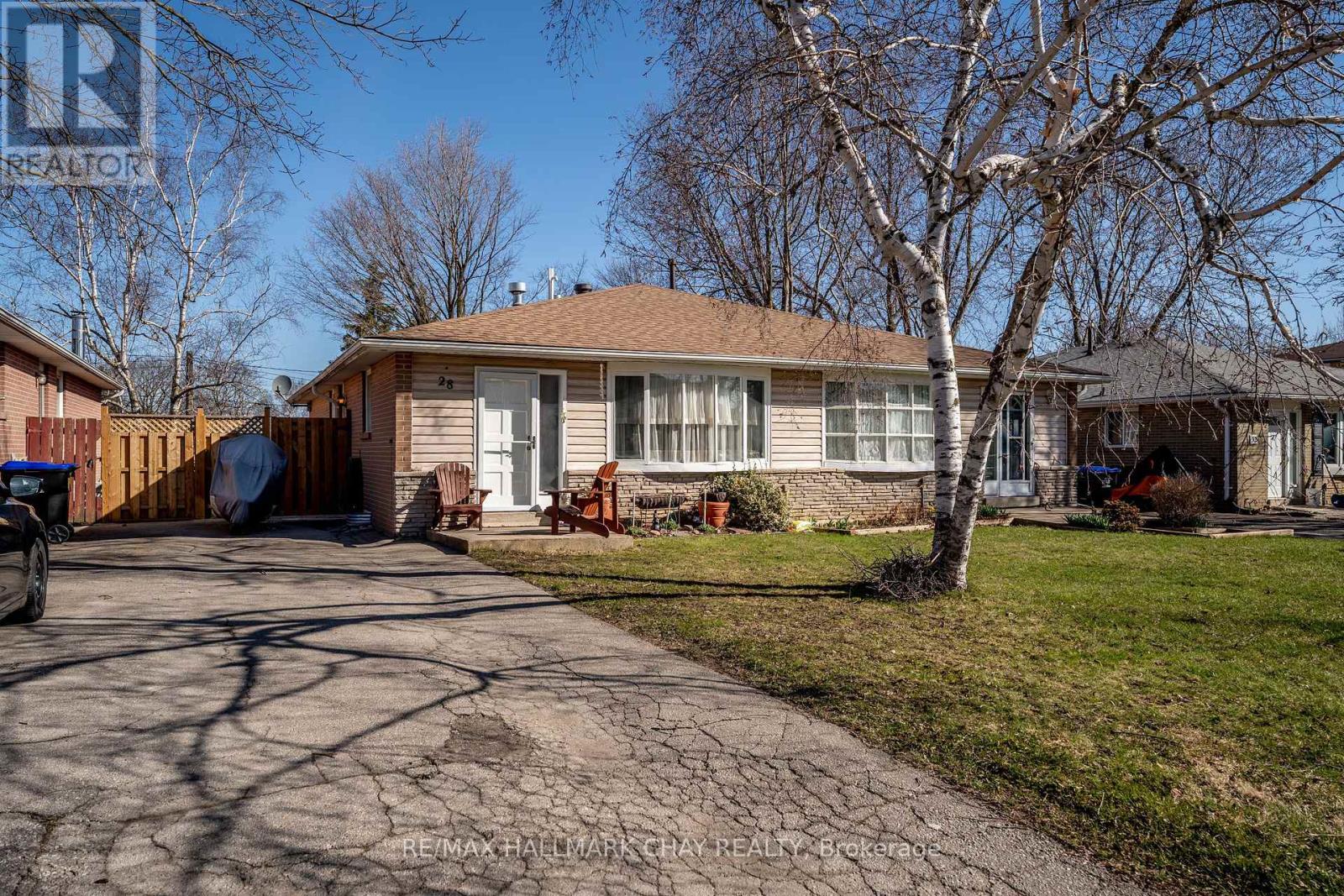 28 BROWN STREET Property Photo 1