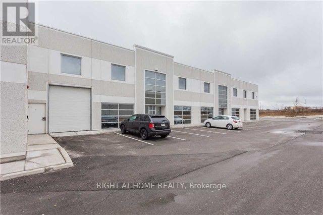 15 - 158 Don Hillock Drive Property Photo 2