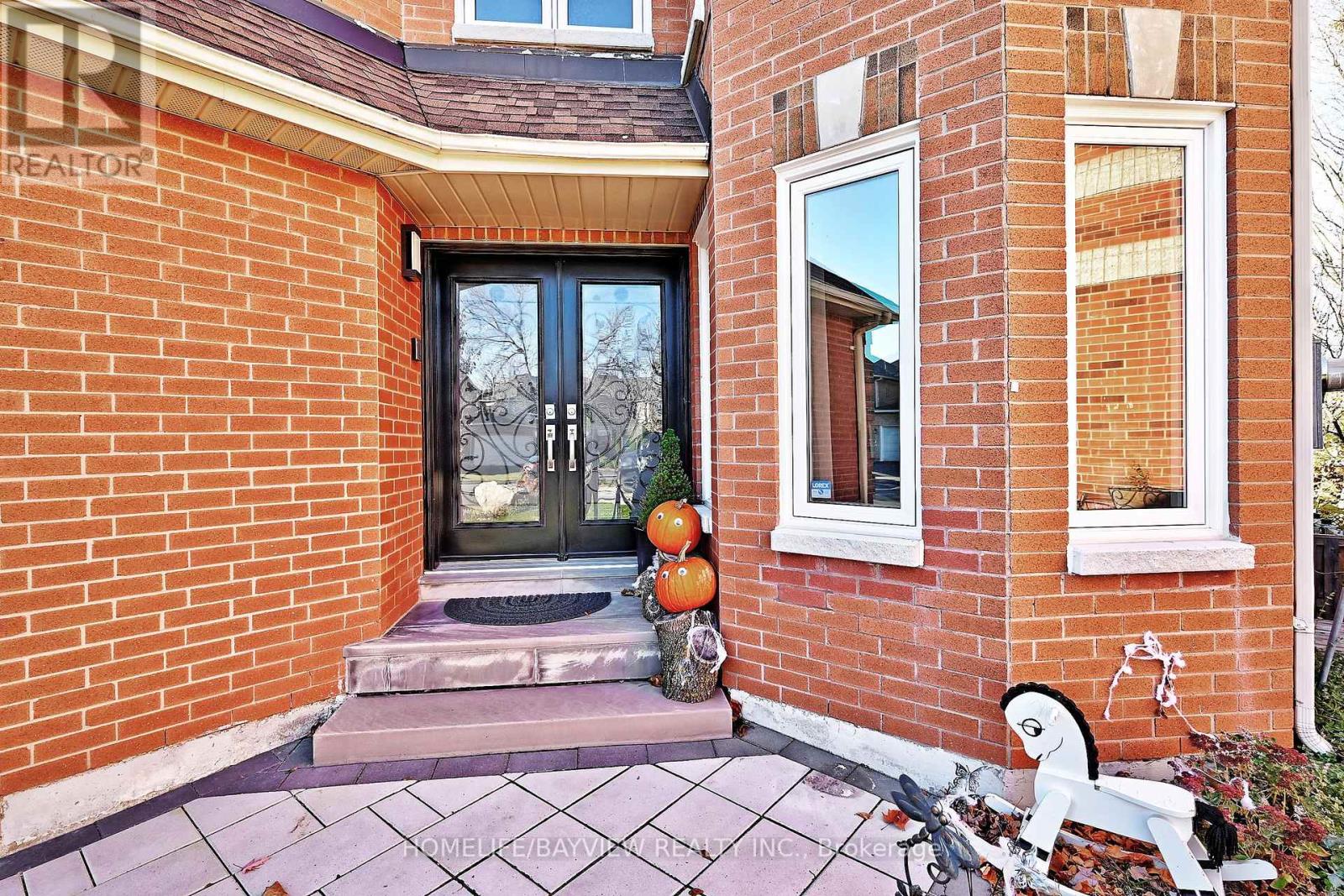 26 Sandfield Drive Property Photo 3
