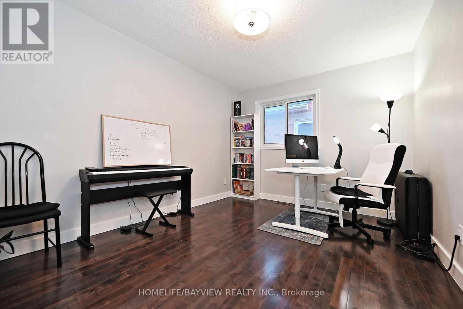 26 Sandfield Drive Property Photo 28