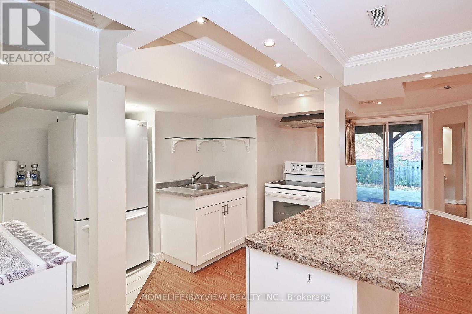 26 Sandfield Drive Property Photo 36