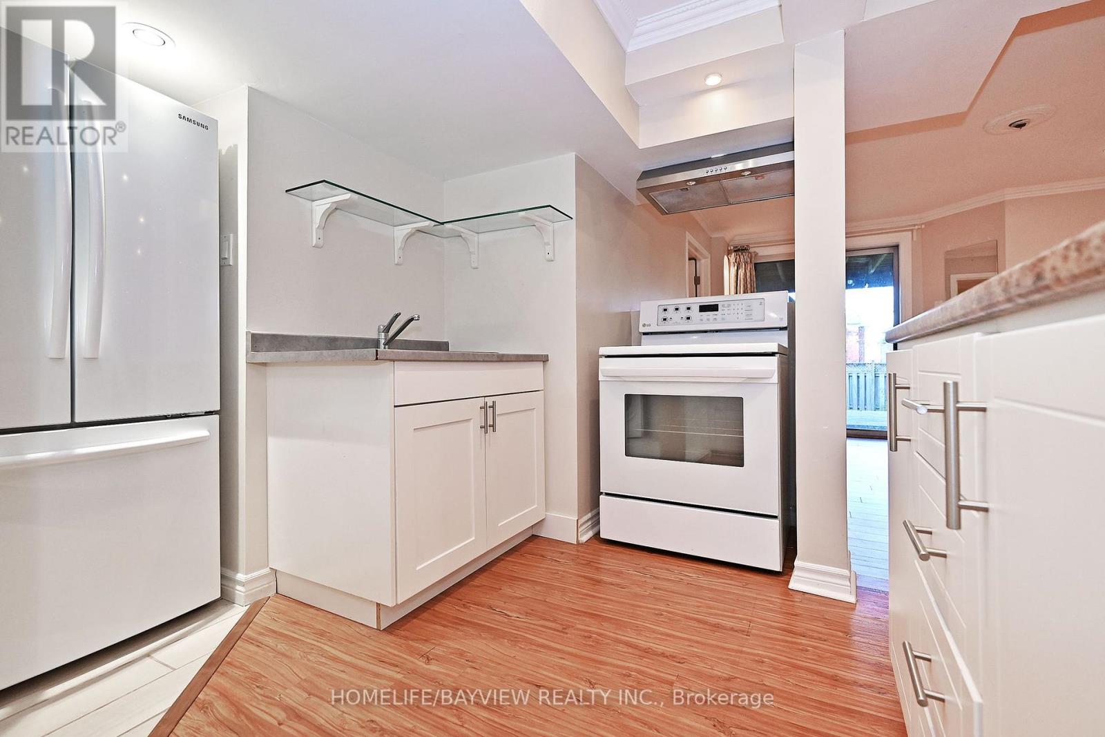 26 Sandfield Drive Property Photo 37