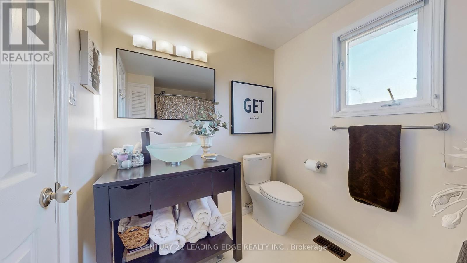 263 North Street Property Photo 34
