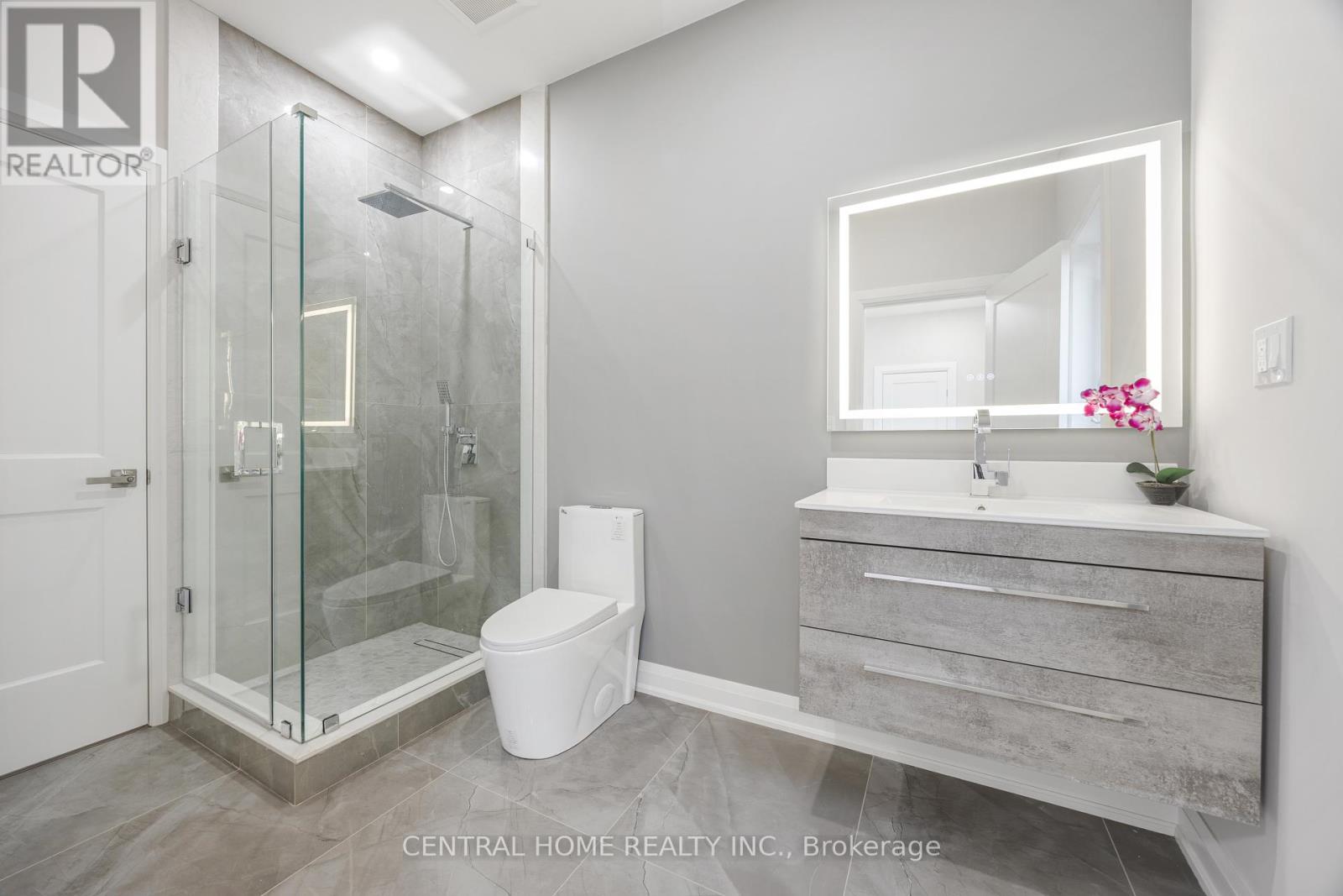 2946 Elgin Mills Road E Property Photo 6