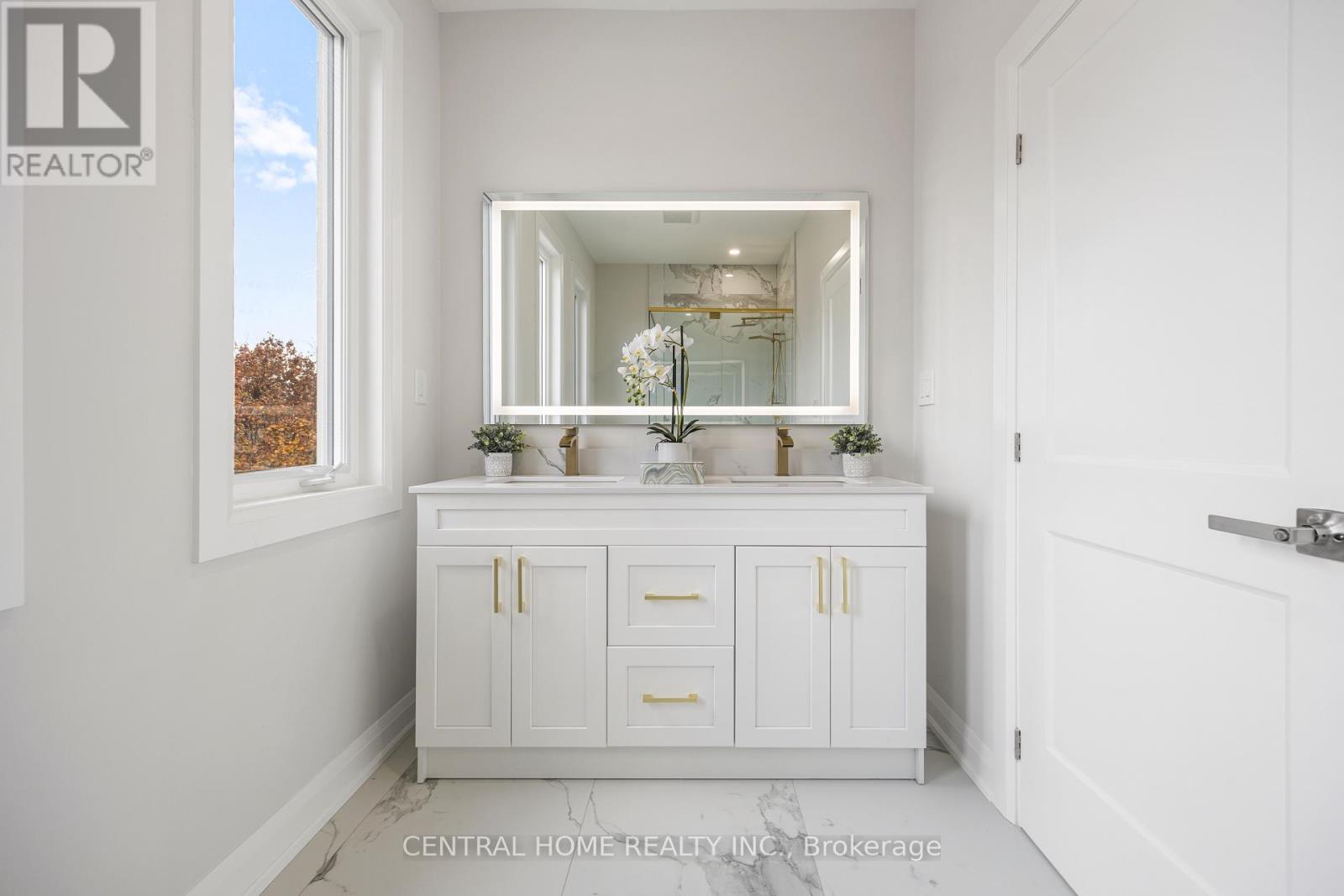 2946 Elgin Mills Road E Property Photo 15