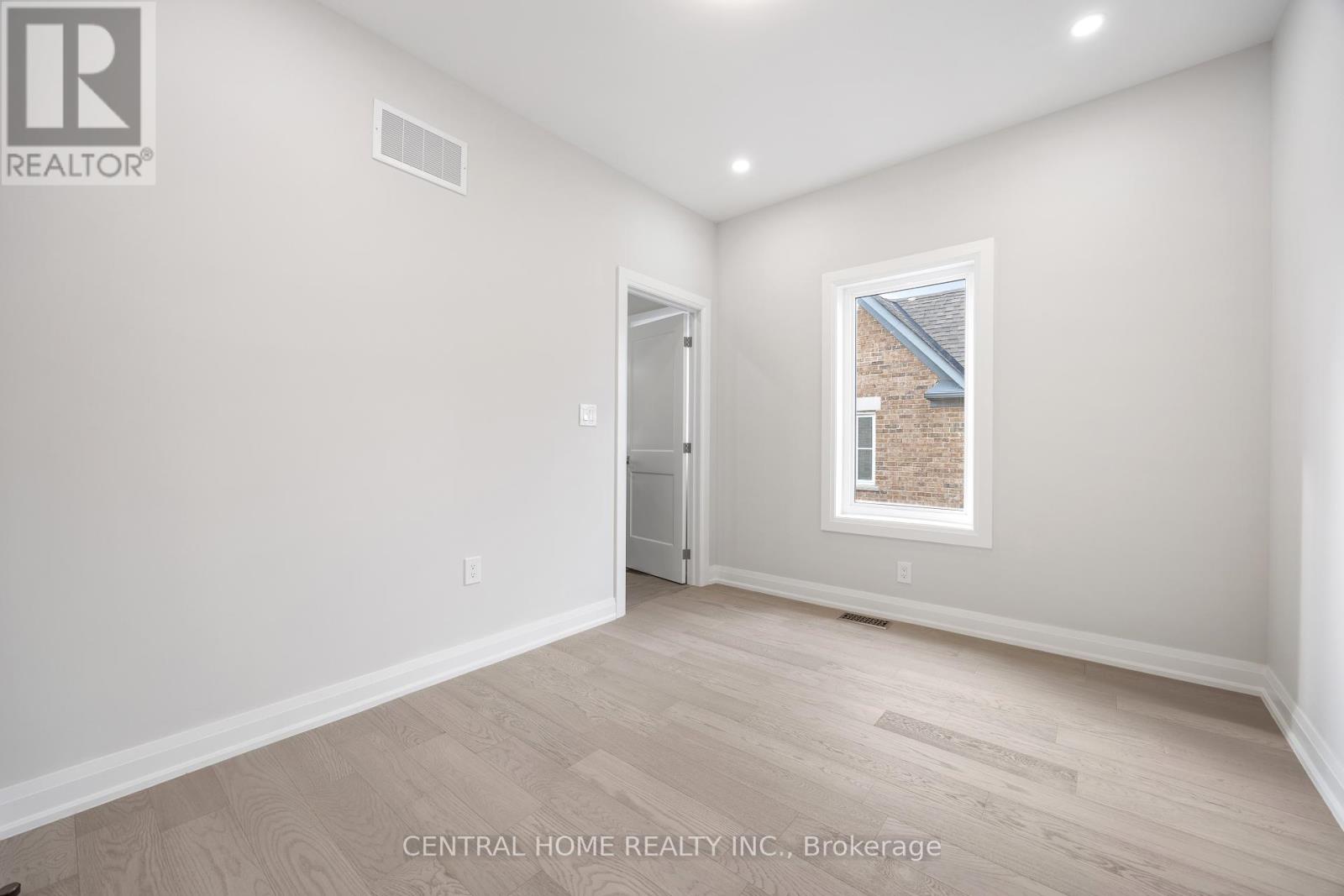 2946 Elgin Mills Road E Property Photo 17