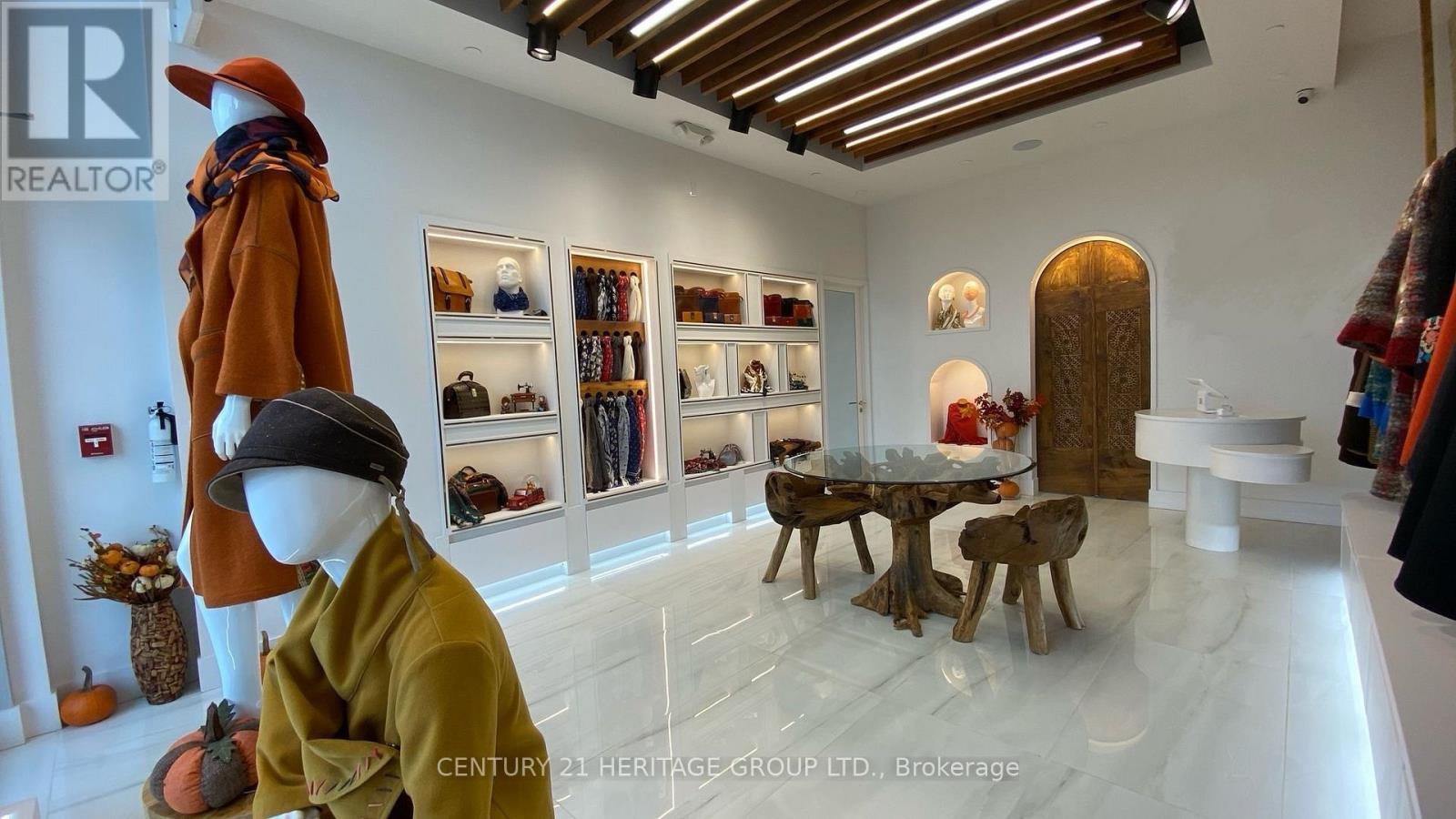B3 - 9610 Yonge Street Property Photo 1