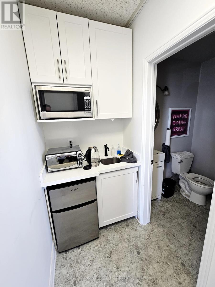 2 Upper - 360 Enford Road Property Photo 7