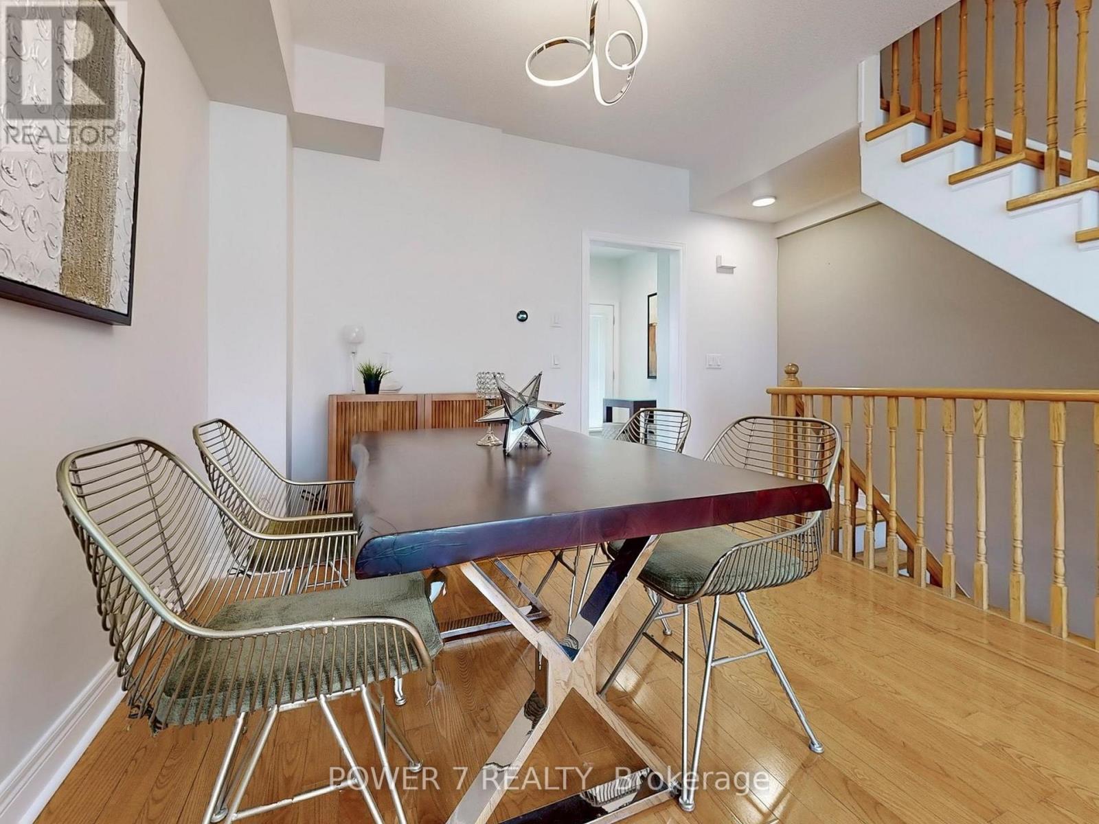 26 Suncrest Boulevard Property Photo 20