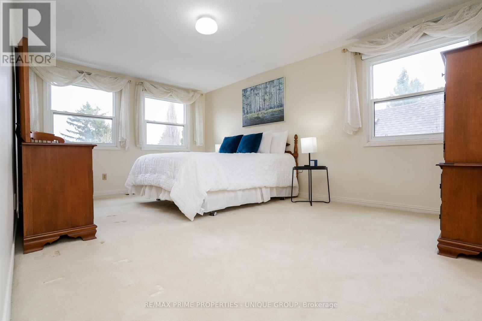 9 Longwater Chase Property Photo 15
