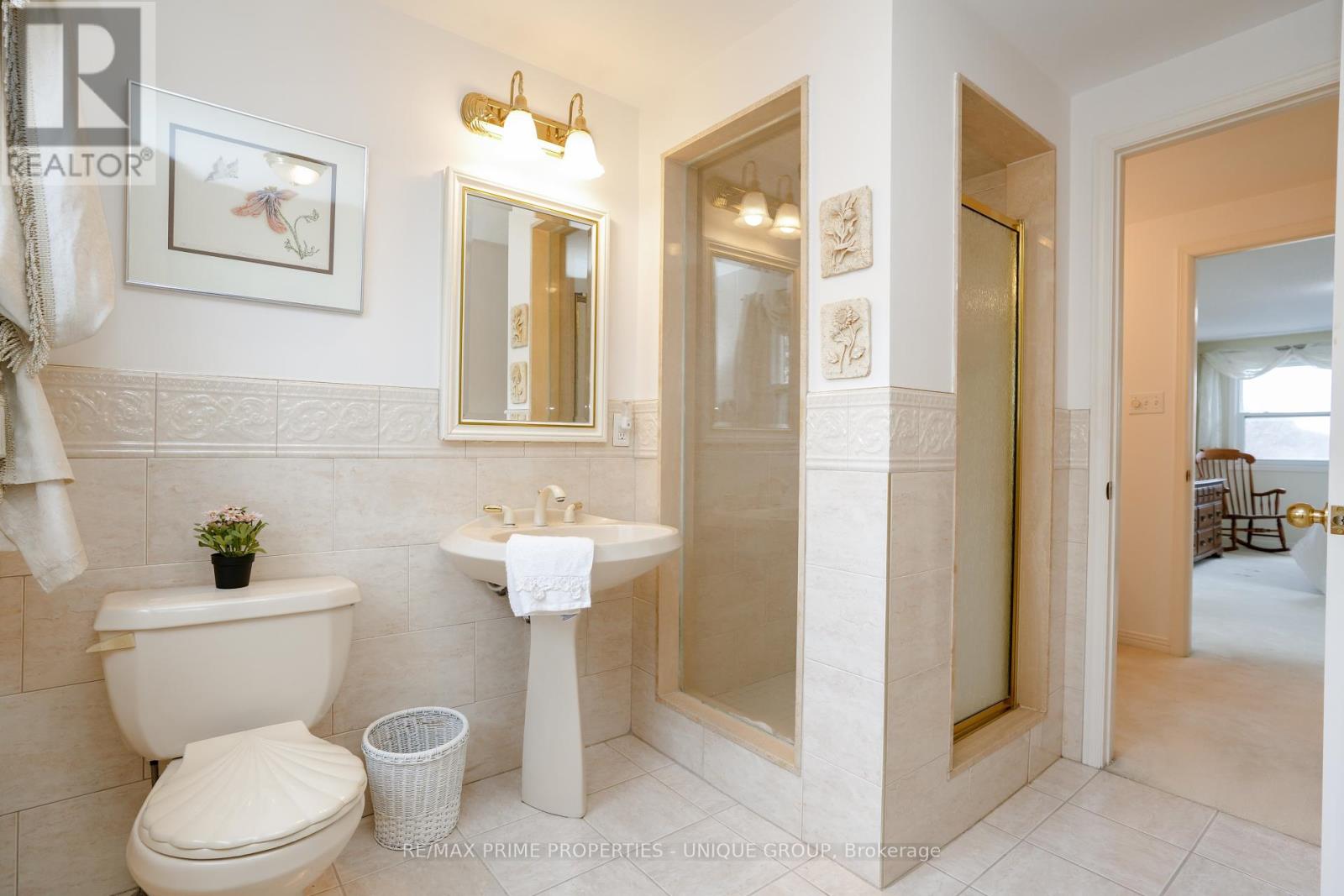 9 Longwater Chase Property Photo 20