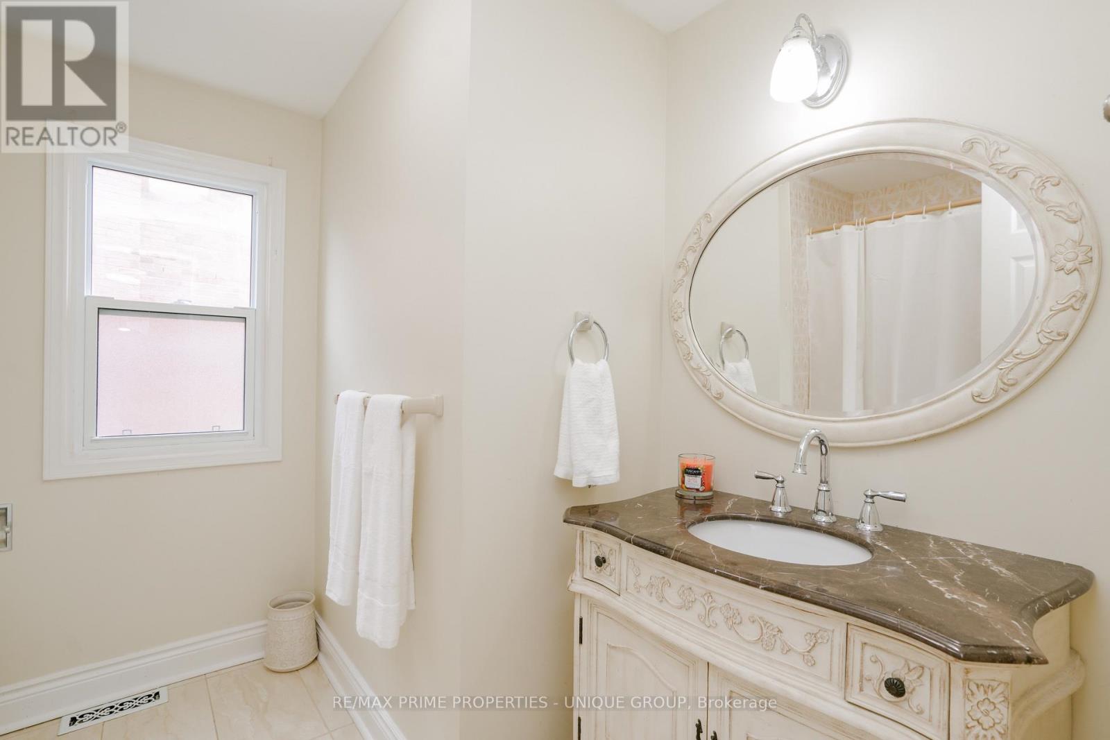 9 Longwater Chase Property Photo 23