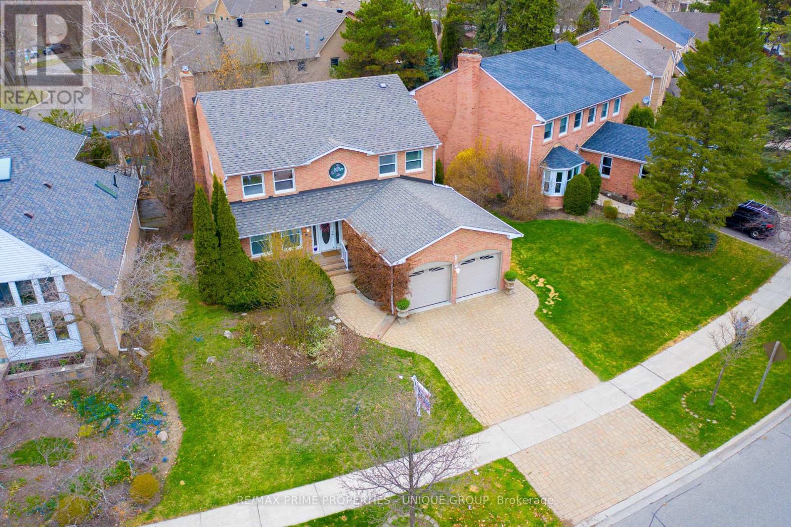 9 Longwater Chase Property Photo 28