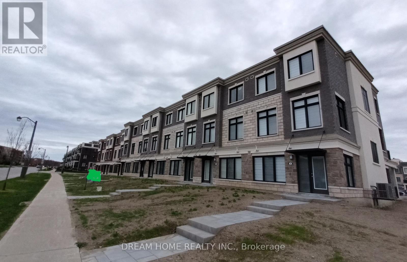 6 BAKER HILL BOULEVARD Property Photo 1