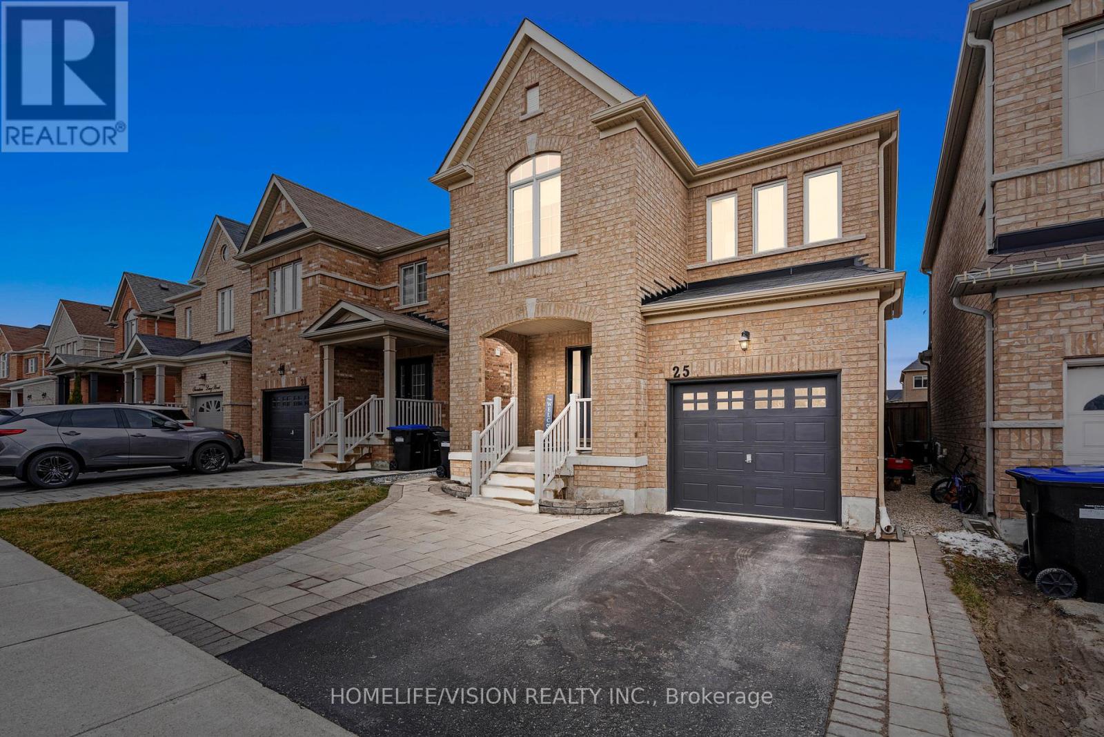 25 Long Street Property Photo 1