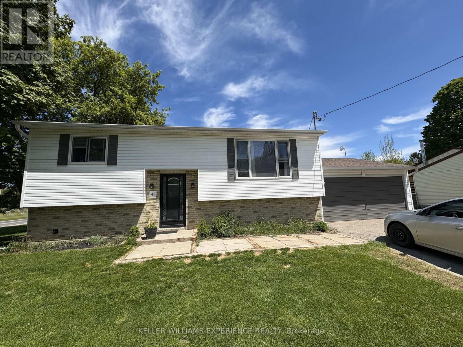 Lower - 41 Market Street Property Photo 1
