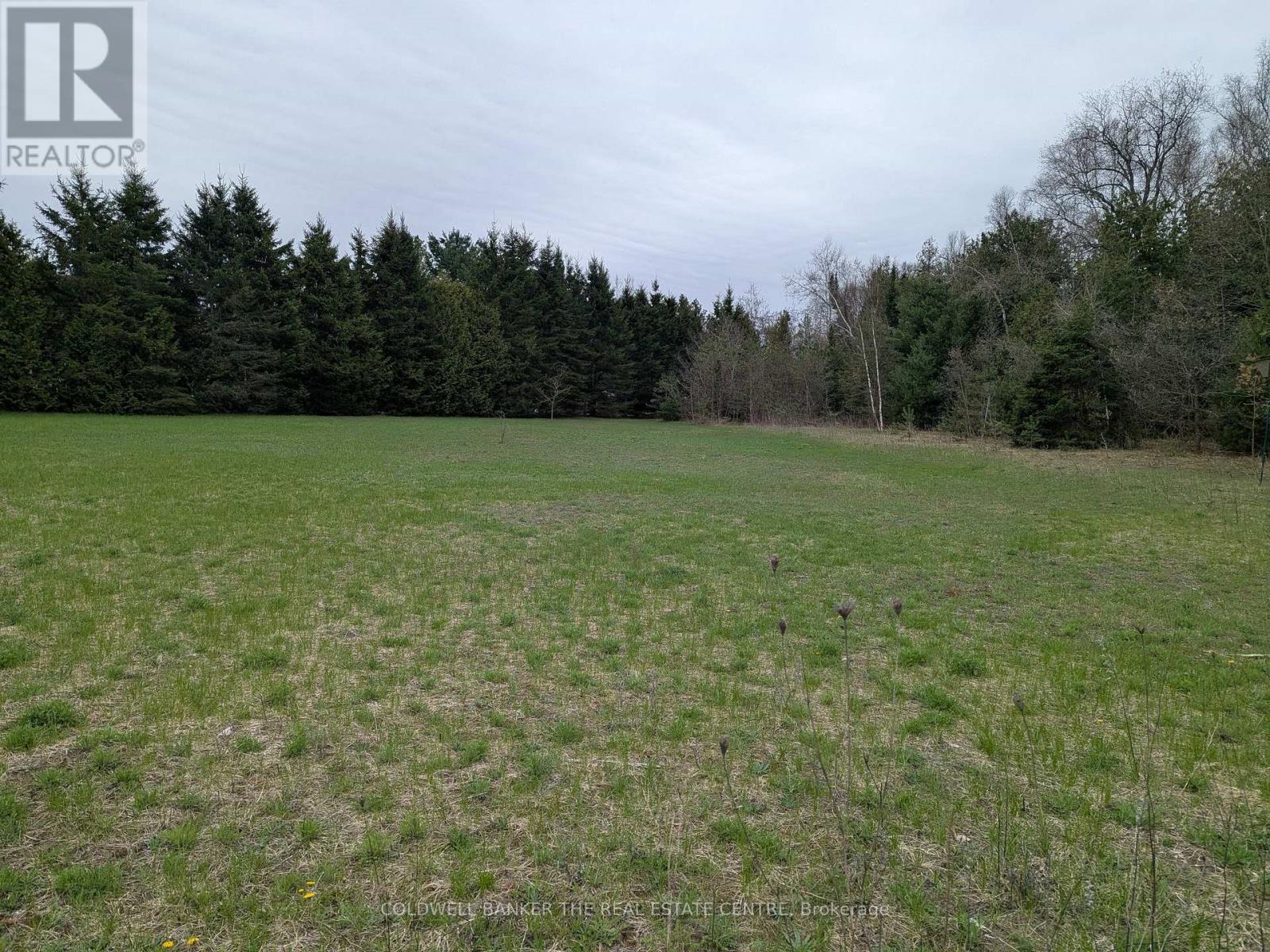 6 Tioga Boulevard Property Photo 2