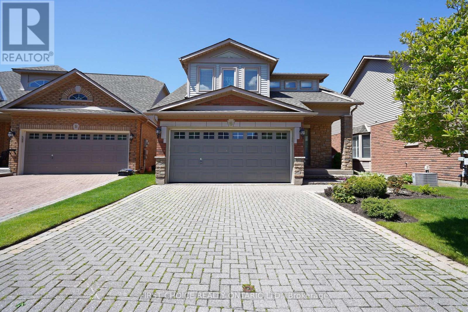6 FOREST LINK COURT