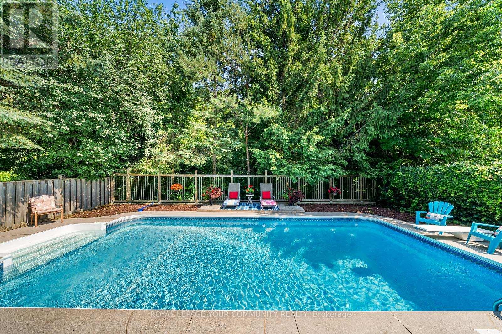 48 LANEWOOD DRIVE