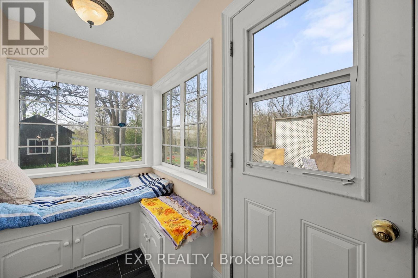 145 High Street Property Photo 19