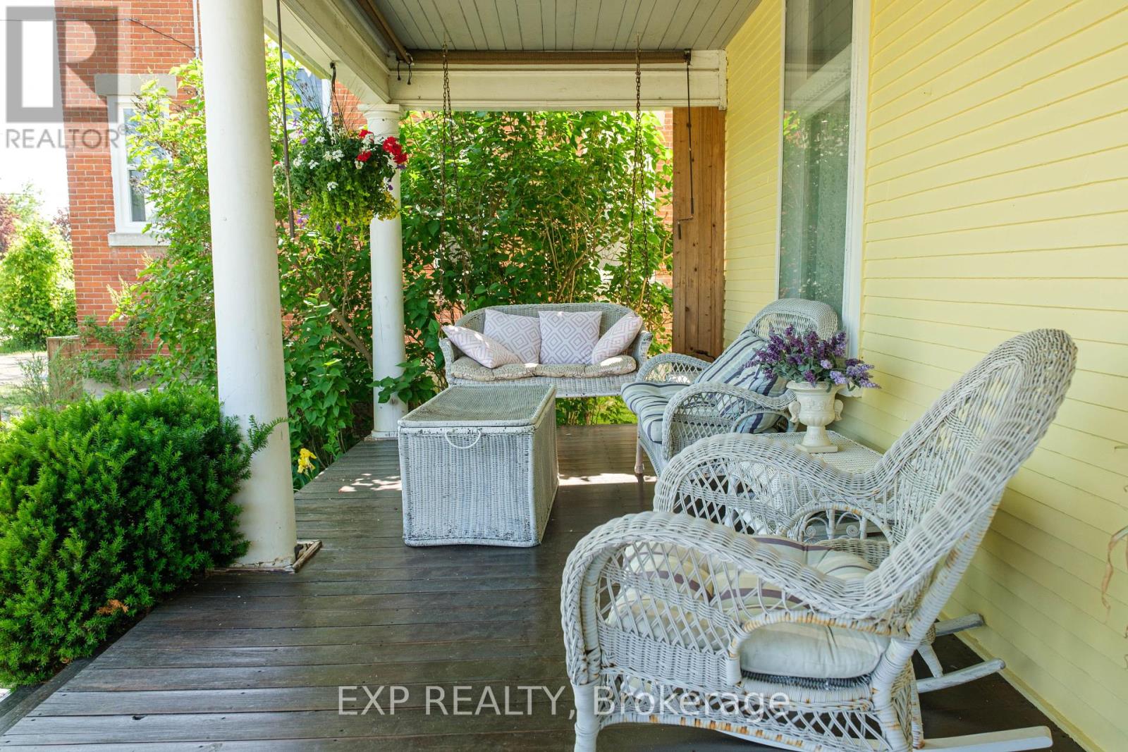 145 High Street Property Photo 35