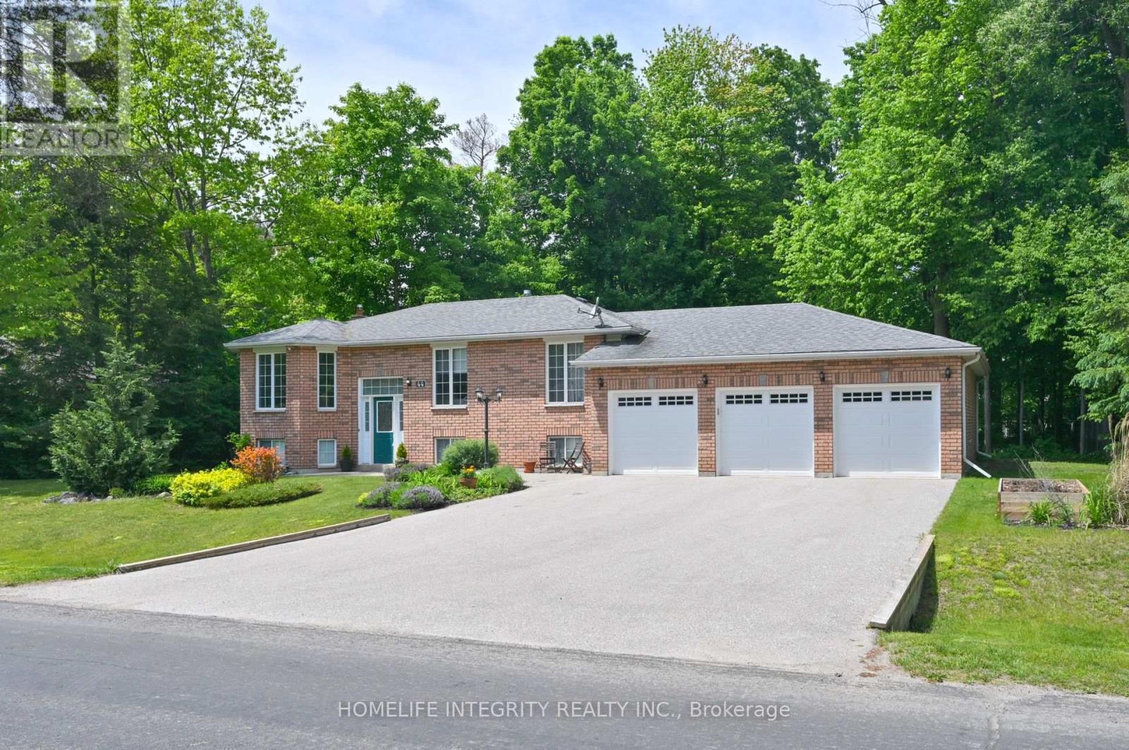 44 PINE PARK BOULEVARD