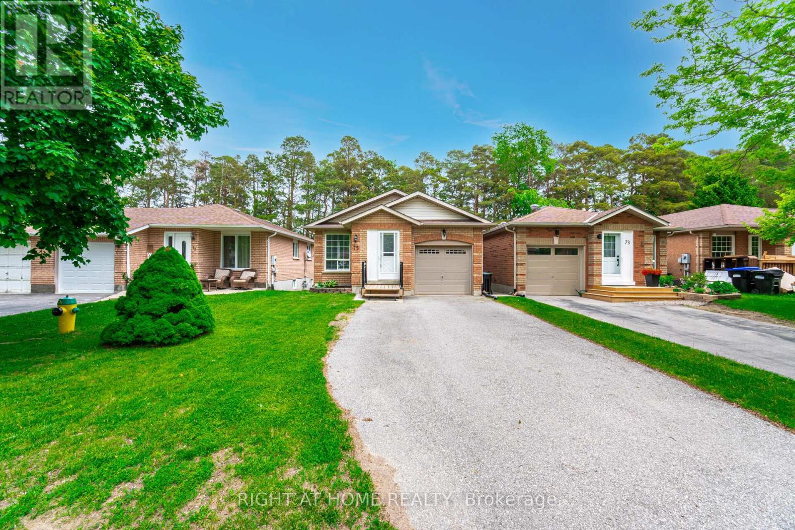 75 KATE AITKEN CRESCENT
