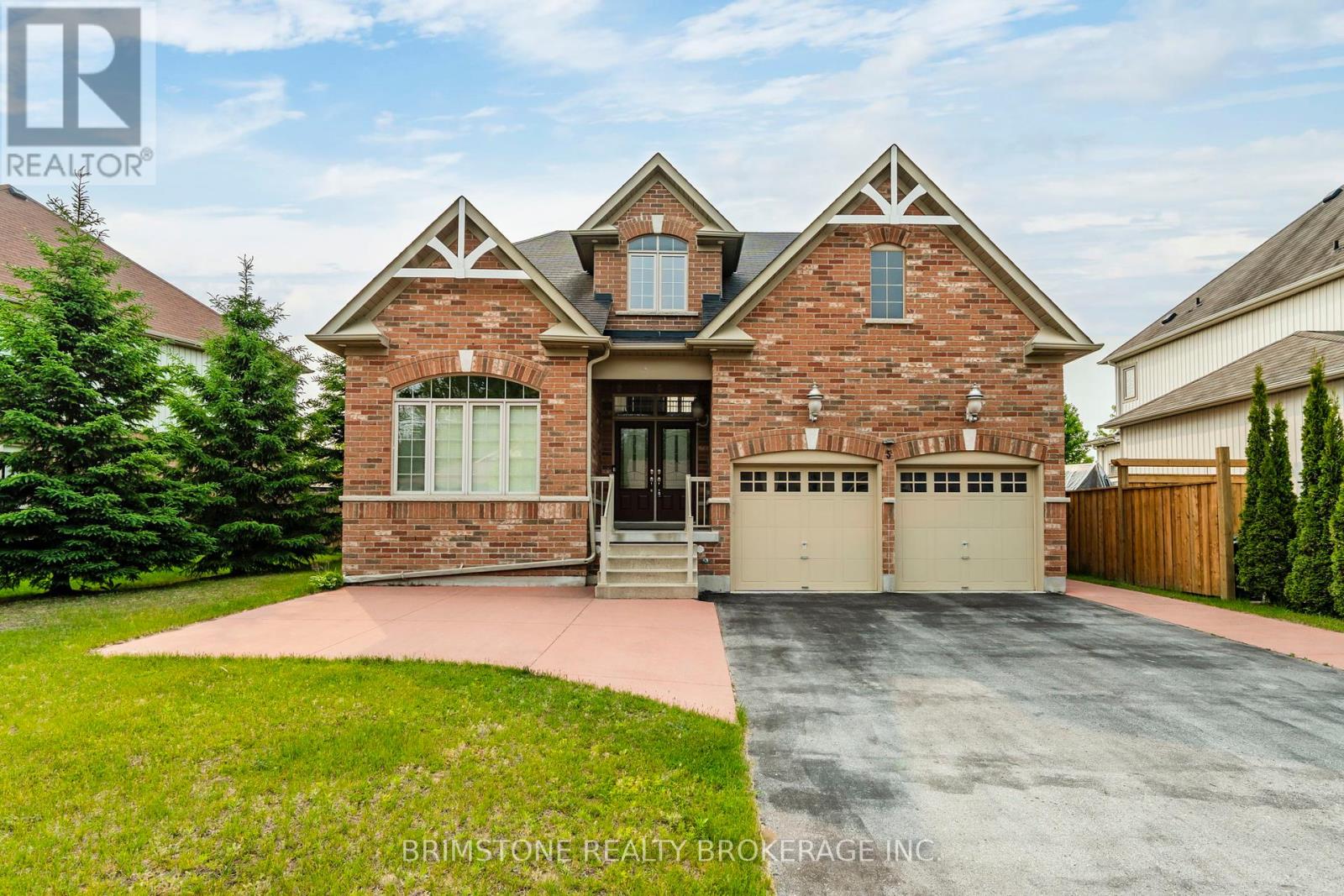 5 NADMARC COURT Property Photo 1