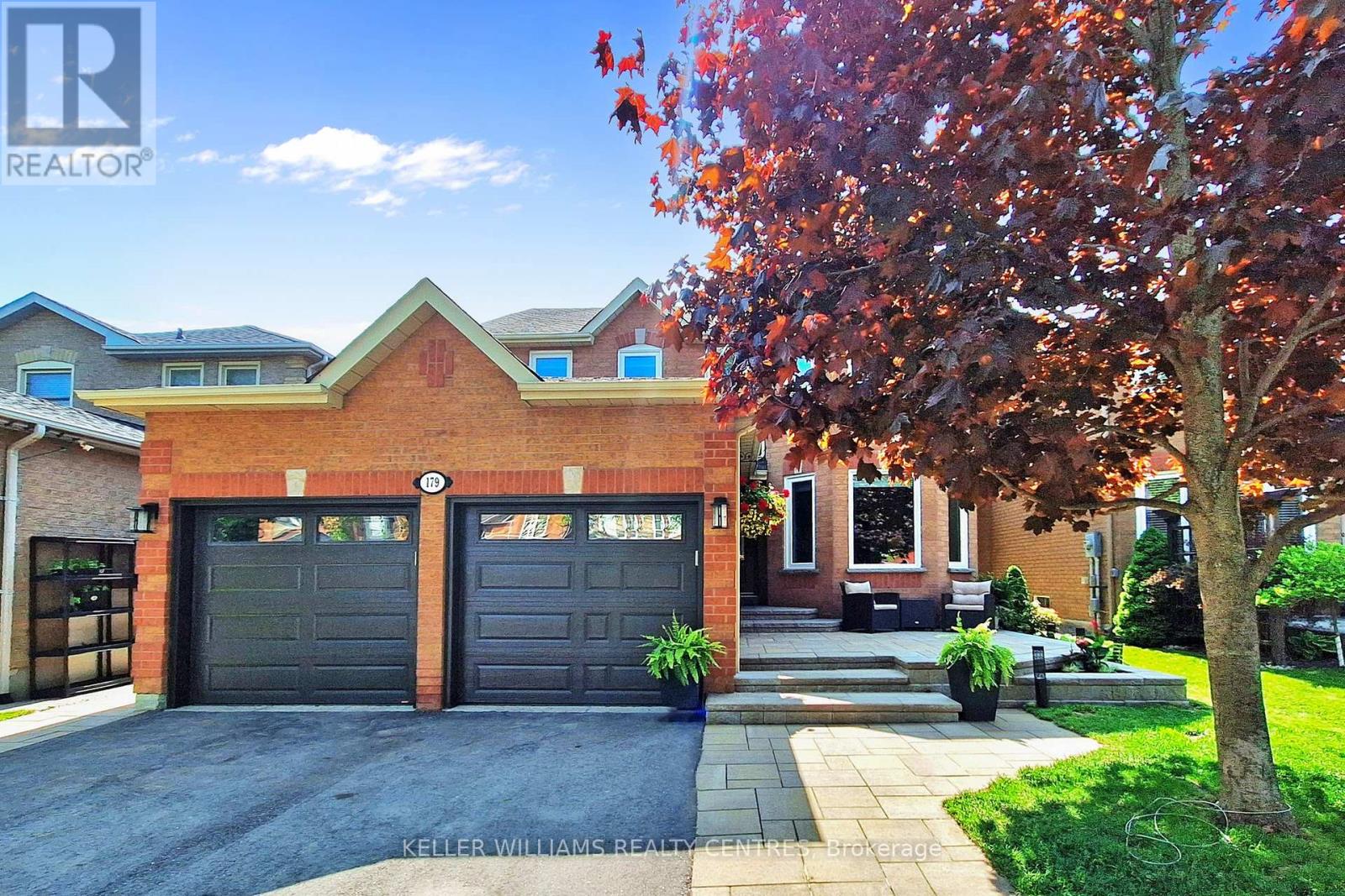179 Covent Crescent Property Photo 1