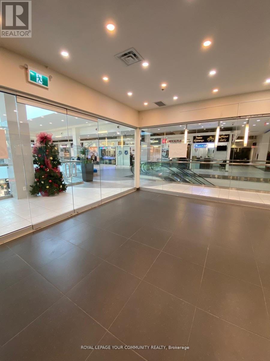 280 - 7181 Yonge Street Property Photo 2