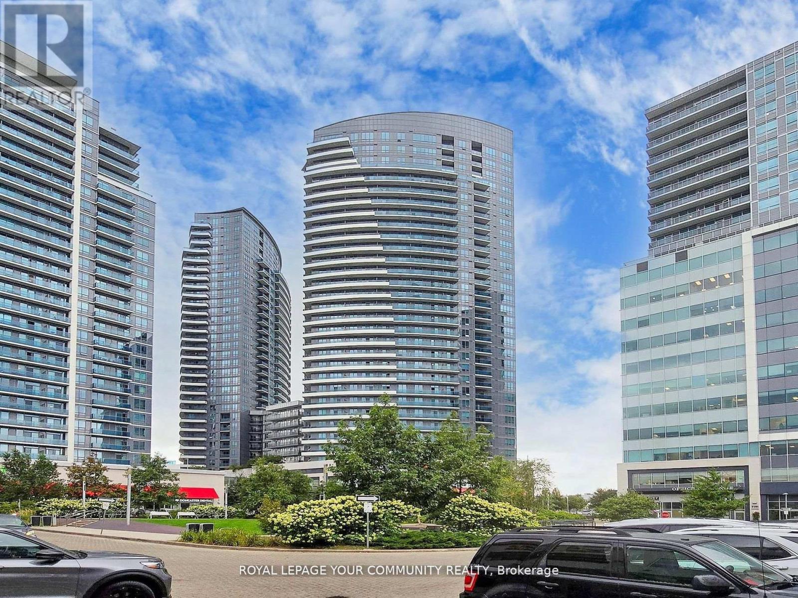 280 - 7181 Yonge Street Property Photo 3