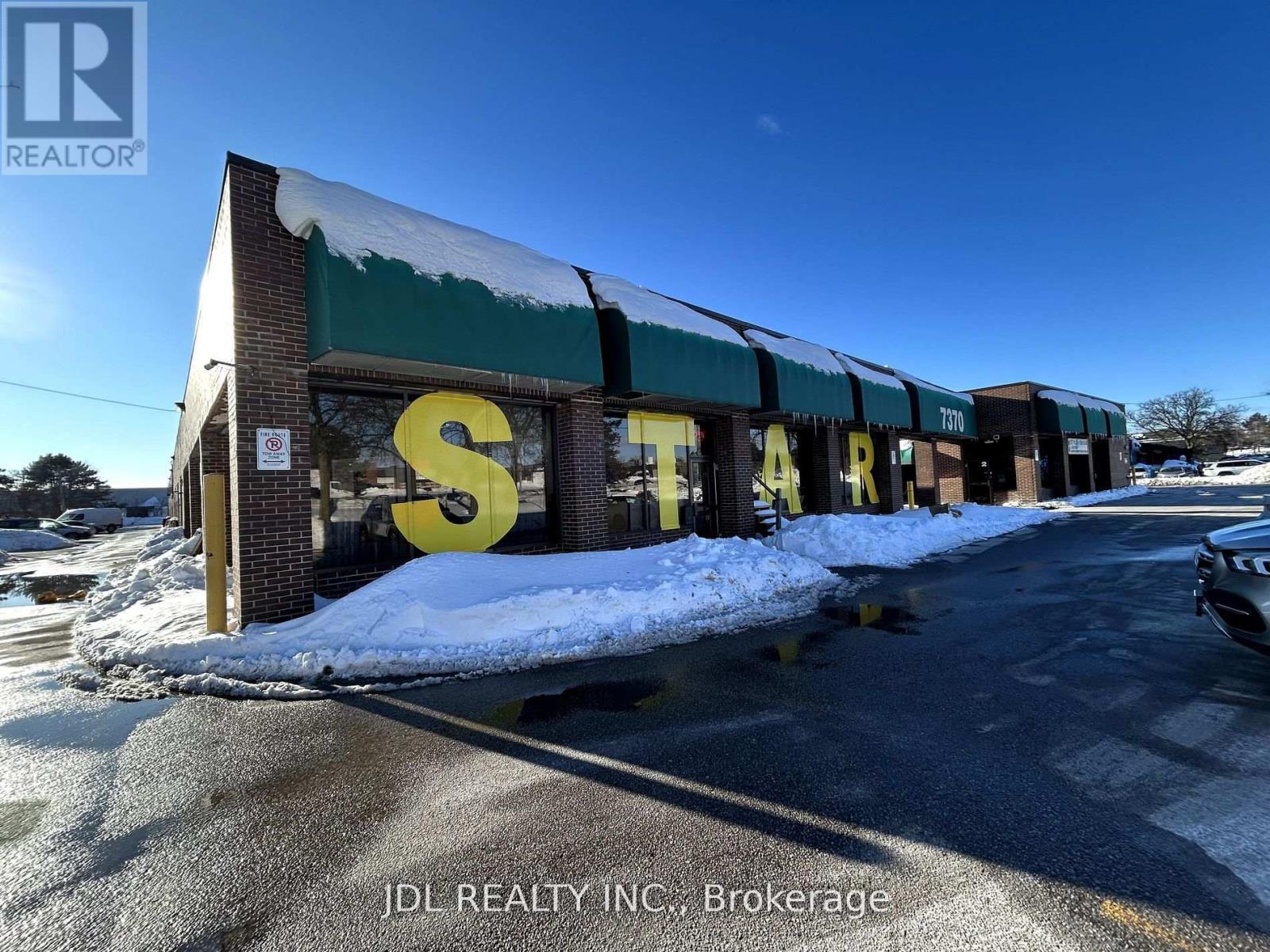 Unit 1,3,5 & 17 - 7370 Woodbine Avenue Property Photo 7