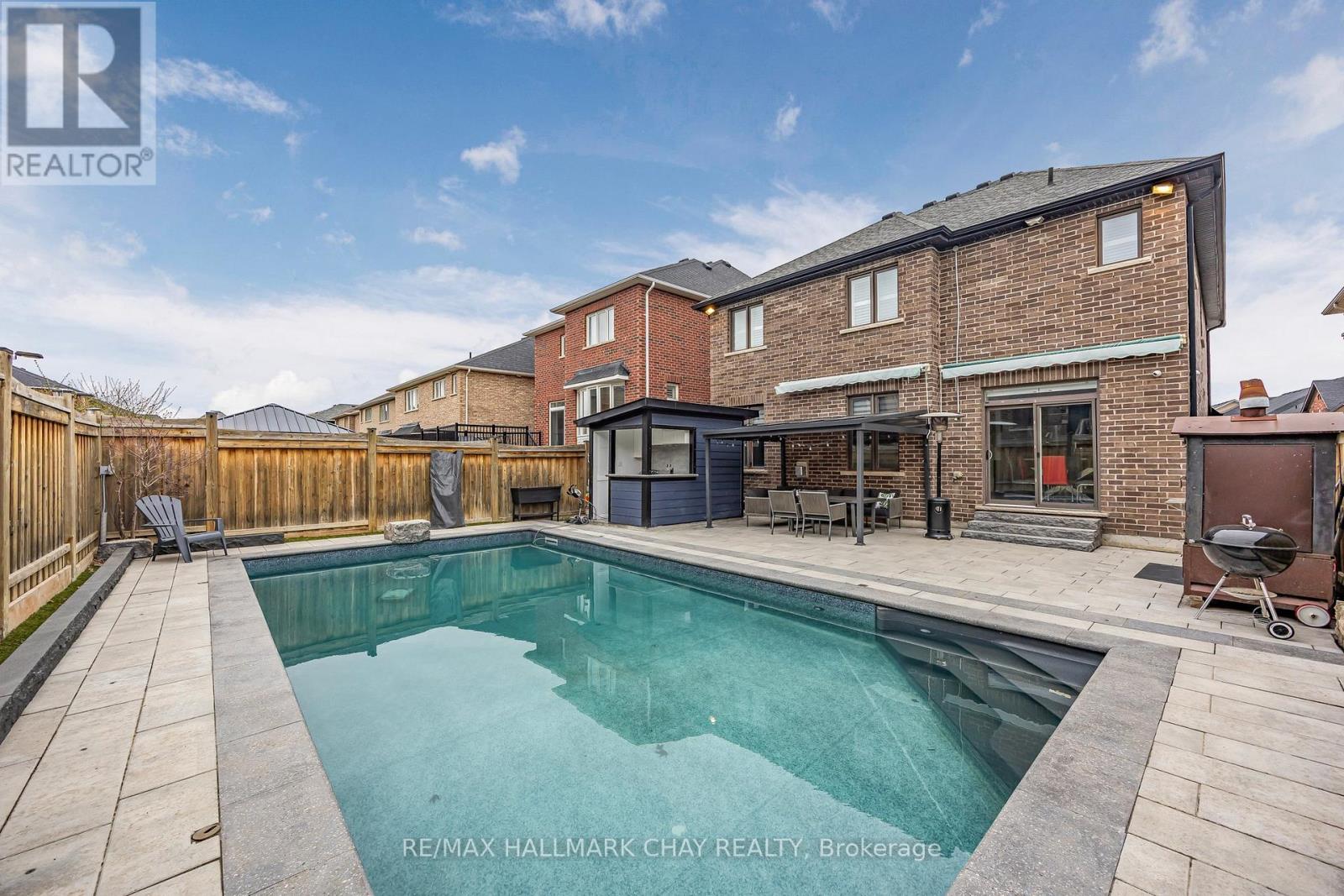 2040 Webster Boulevard Property Photo 1