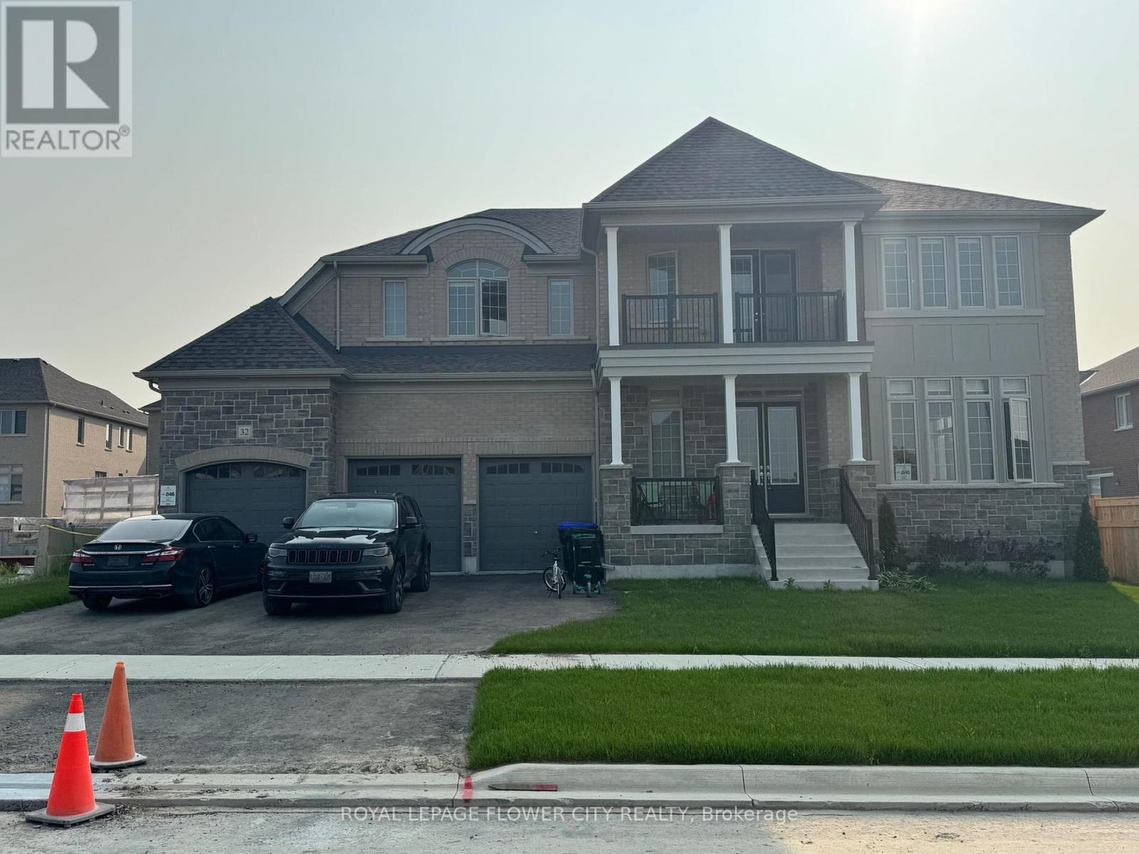 32 Twinleaf Crescent Property Photo 1