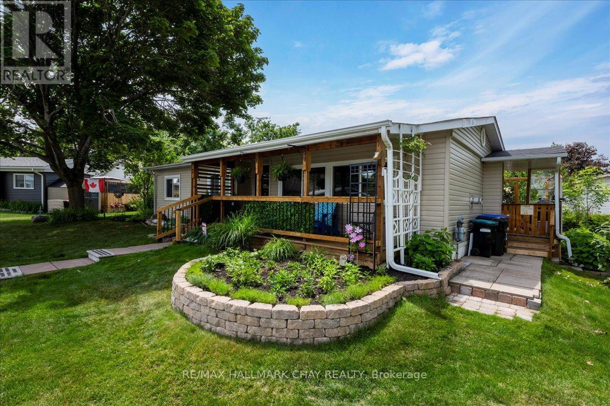 2 Cedar Grove Property Photo 1